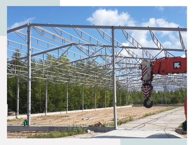 Строительство конюшен в Усть-Илимск от 624 руб. под ключ