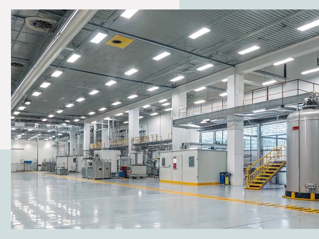 Освещение ангаров в Устях-Илимске от 624 руб. - Эффективные решения