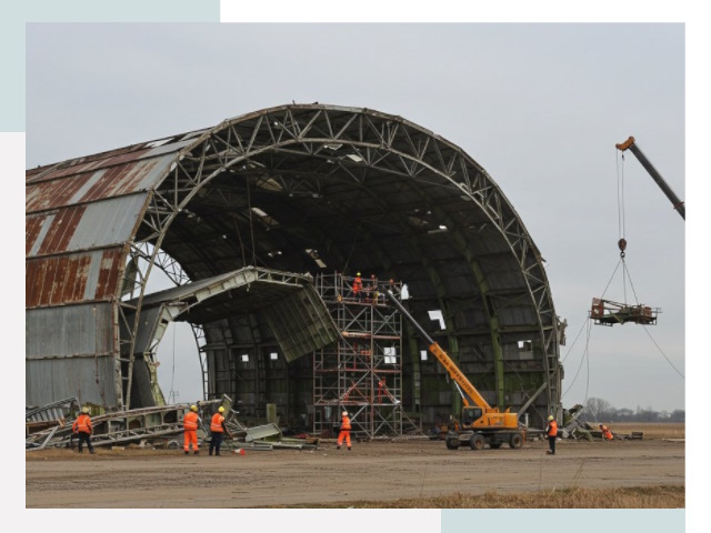 Демонтаж ангаров в Устях-Илимске
