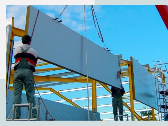 Монтаж сэндвич-панелей в Устях-Илимске от 624 руб.